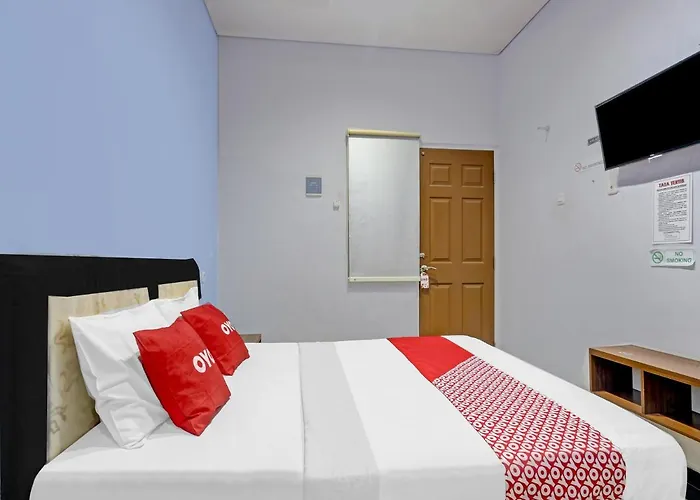 Oyo 90553 Arteri Guest House